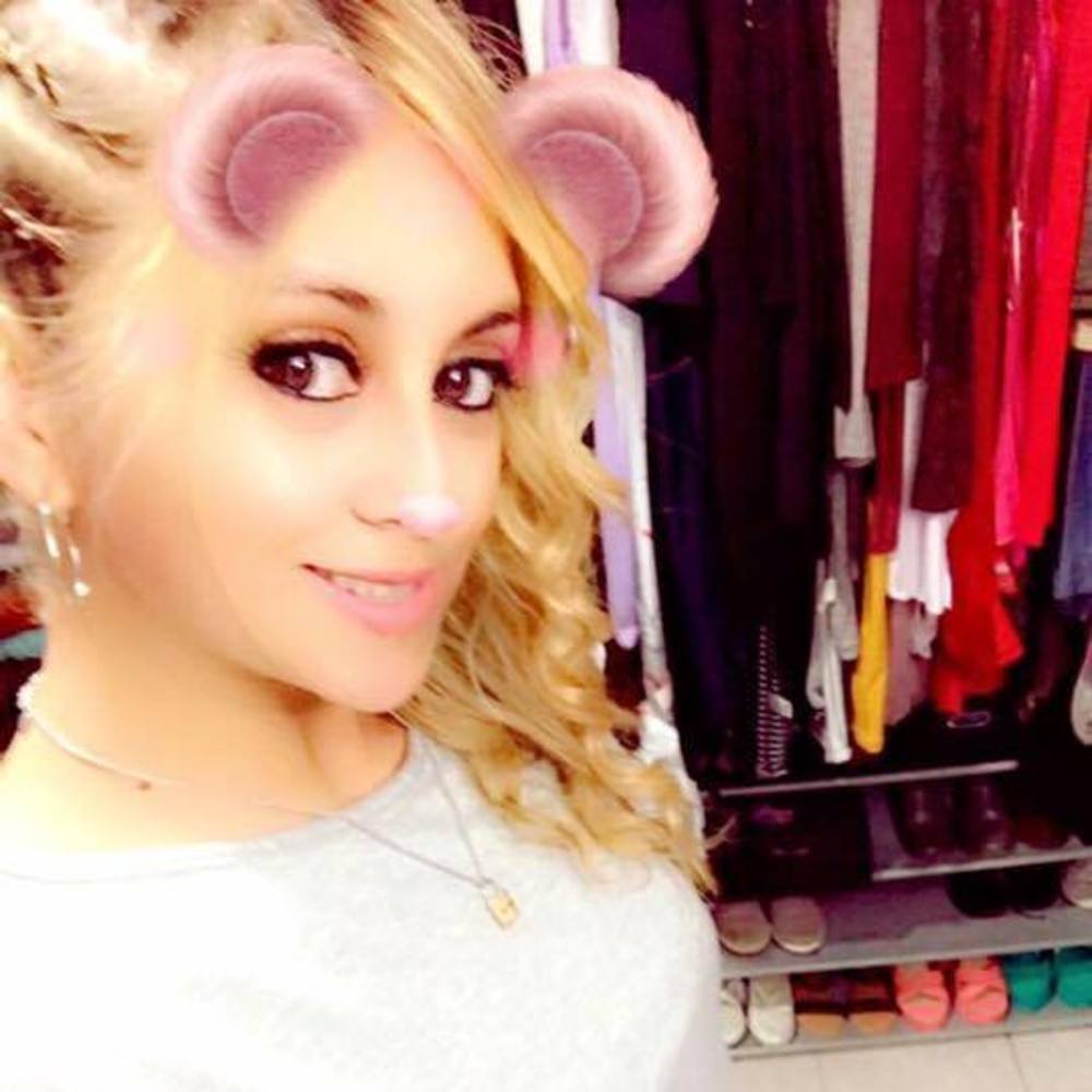 Meet your Posher, Ana